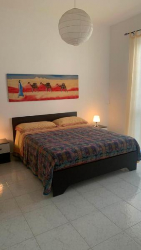 RELAX HOUSE